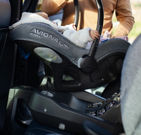 baza isofix zestaw avionaut na kilka lat